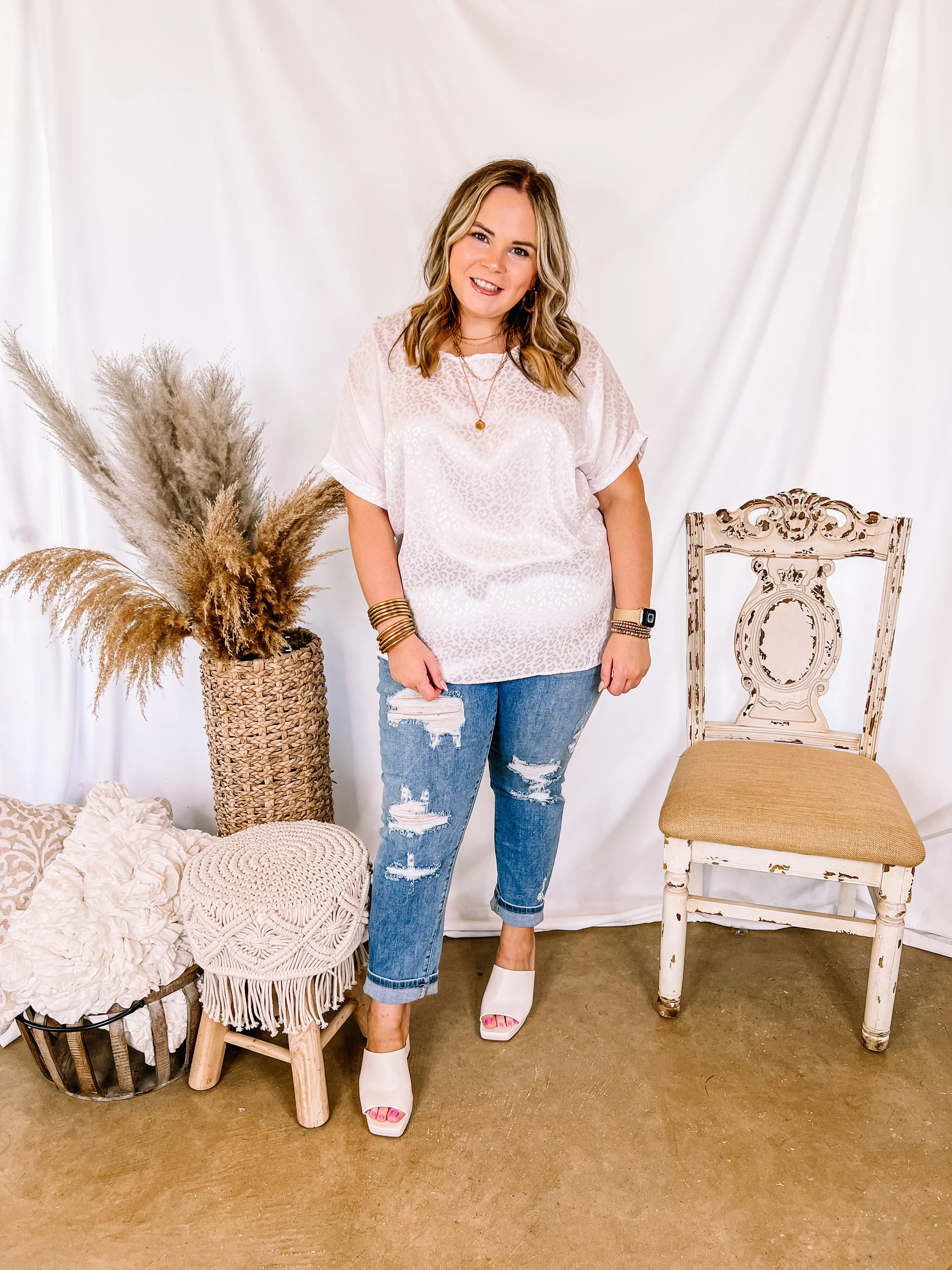 Complete Awe Short Sleeve Satin Leopard Print Top in White