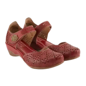 Red LArtiste Americana Shoes - Stylish and Comfortable Womens Footwear
