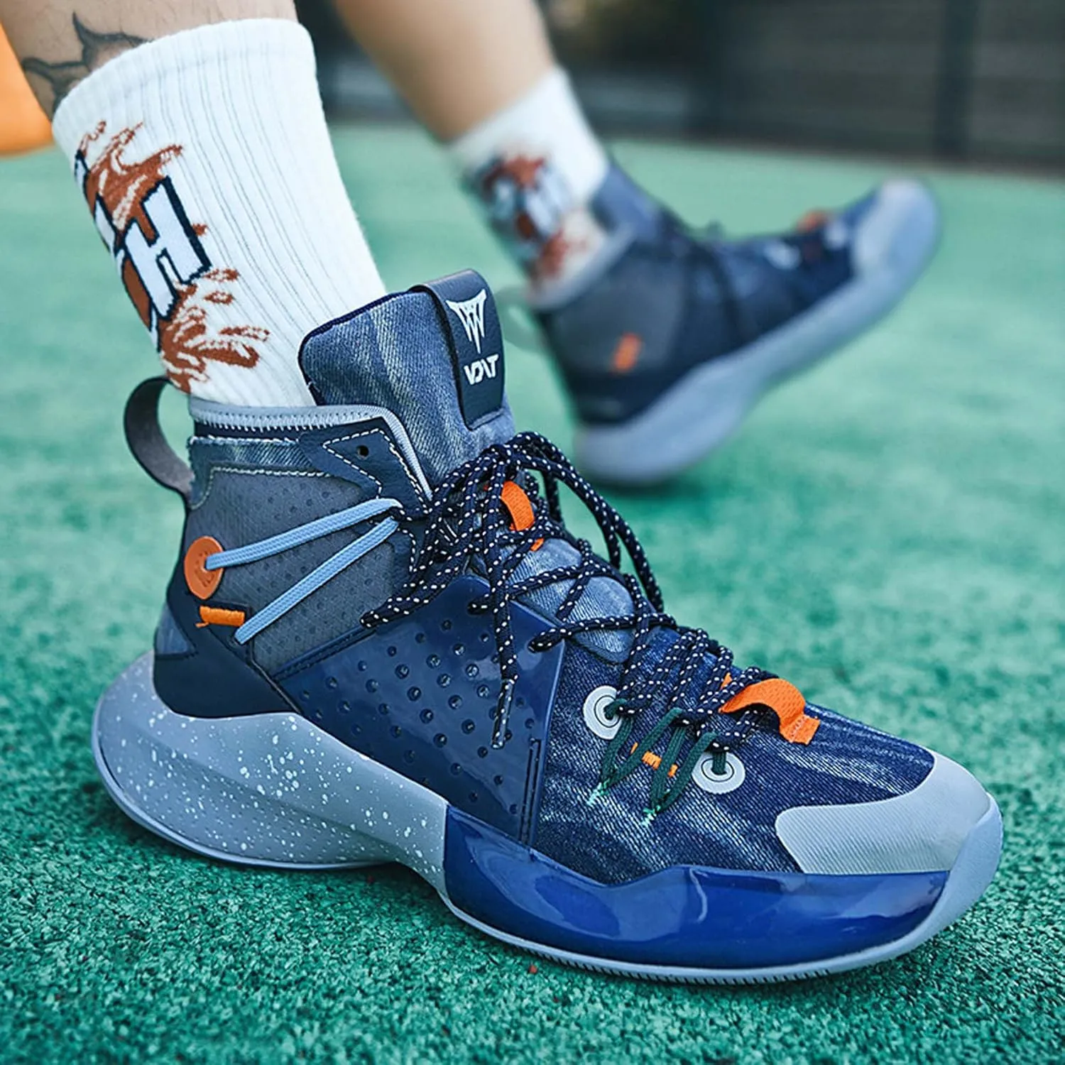 Mens Mesh Fabric Breathable High Top Lace Up Basketball Shoes Rubber Sole High Elasticity Running Shoes Anti Slip and Wear Resistant Mountaineering Shoes Badminton Sports Shoes Tennis Shot Put Shoes