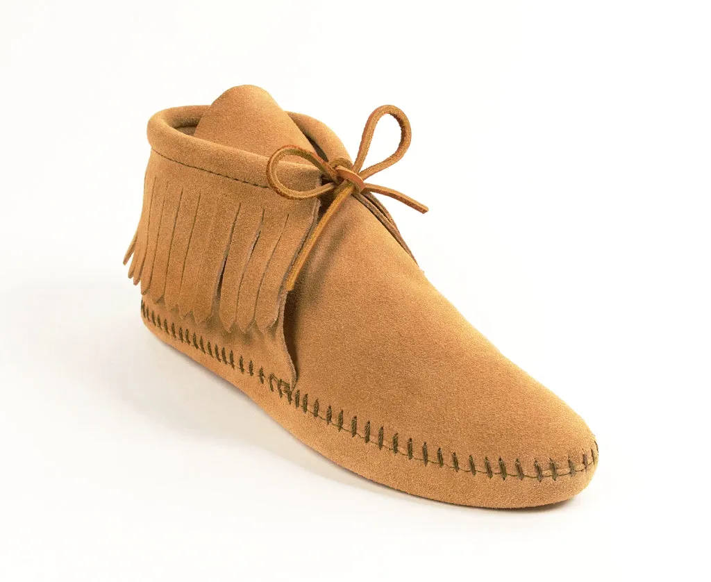 Minnetonka Women's Classic Fringe Softsole Boot