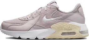 Nike Women's Sports Low Top Shoes