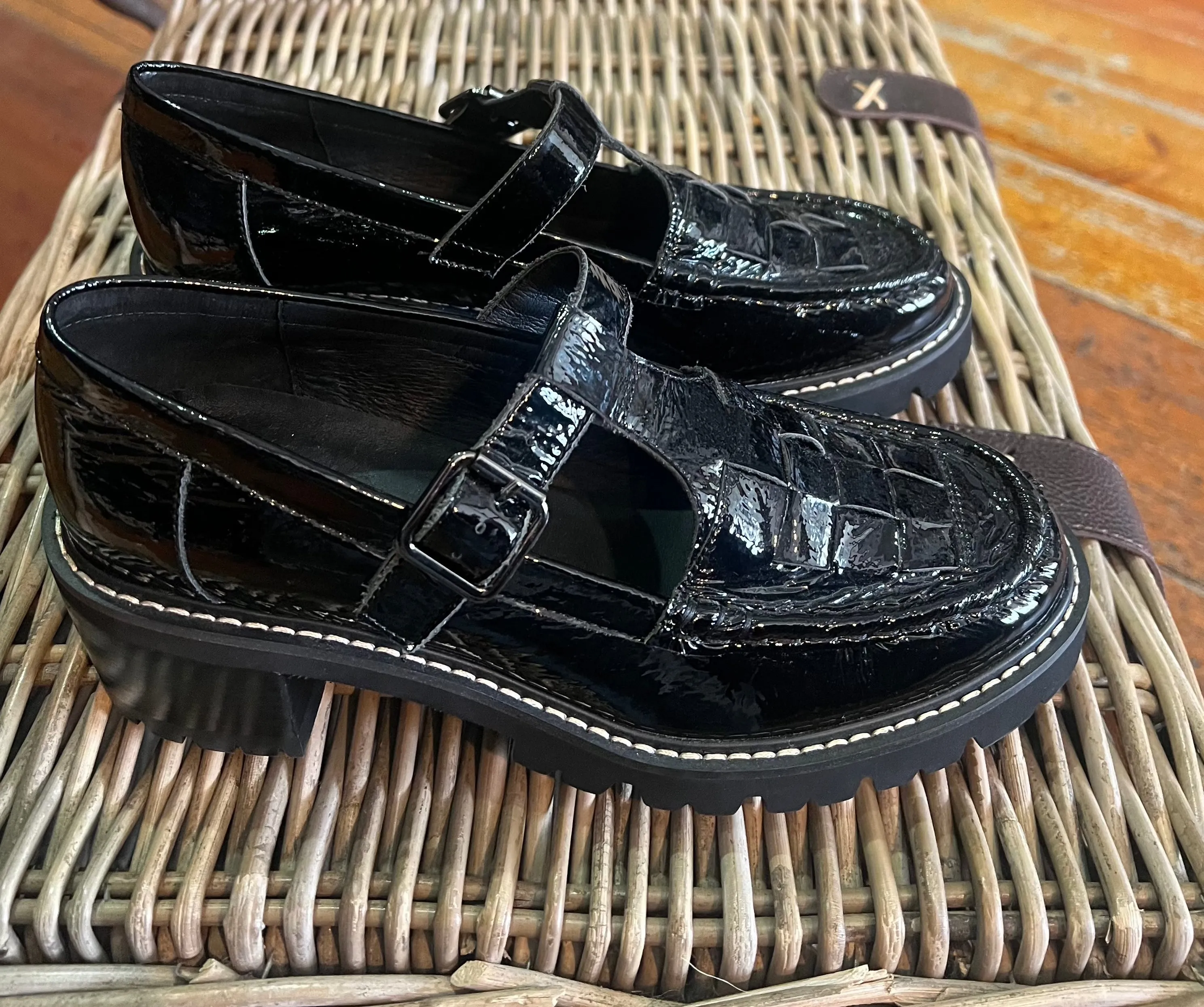 Top End | Jeava Black Patent Leather Mary Jane Heels