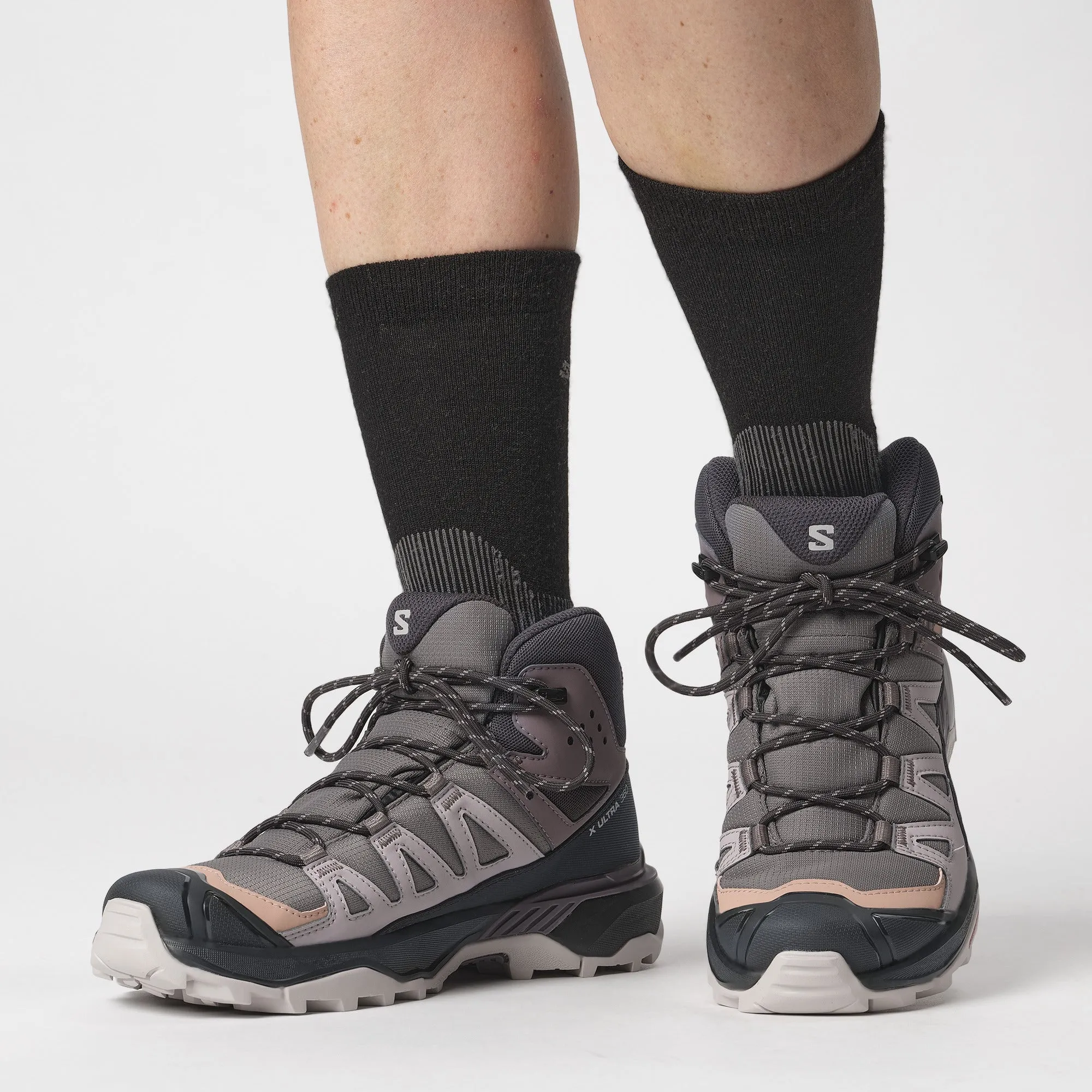 X ULTRA 360 MID GTX Women Outdoor Shoes in Plum Kitten / Phantom / Cork
